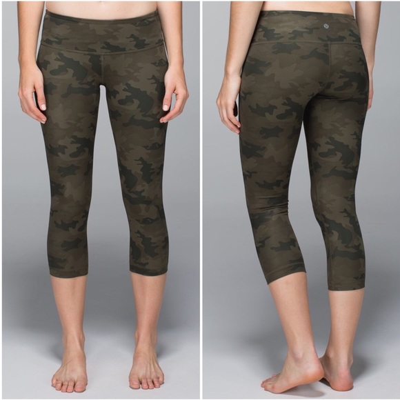 lululemon athletica Pants - NWOT Lululemon Camo Wunder Under Luxtreme Crop 8